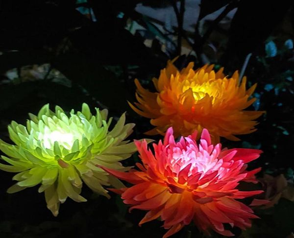 Moduli Primavera Crisantemo Artificiale Luce Solare Lampada a Led Lampada da Giardino Simulazione Fiore Luci Palo Impermeabile Land1875236