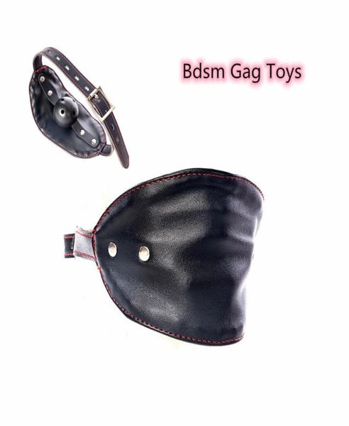 BDSM Bondage Plug per bocca Bavaglio con palla dura con imbracatura in pelle per restrizioni per schiavi fetish Donne Uomini Coppie gay Flirtare 2107224413382