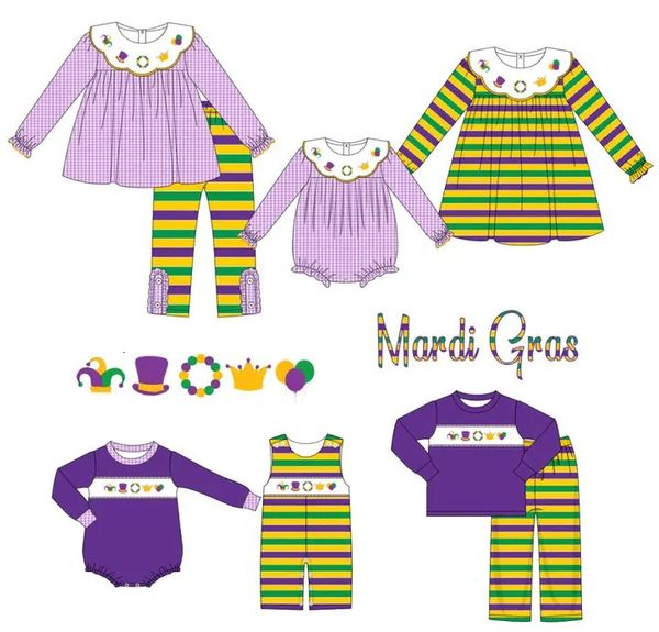 Mardi Gras Baby Boutique Maglietta a maniche lunghe Girocollo Viola Stampa reticolare Pagliaccetto per ragazze Pantaloni a righe gialle Vestito da sorella 240220