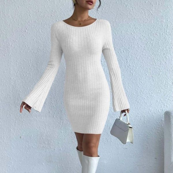 Lässige Kleider Mode einfarbig gestrickt rückenfrei für Frauen Glockenärmel Mini Pullover Kleid 2024 Elegant Slim Fit Kurz