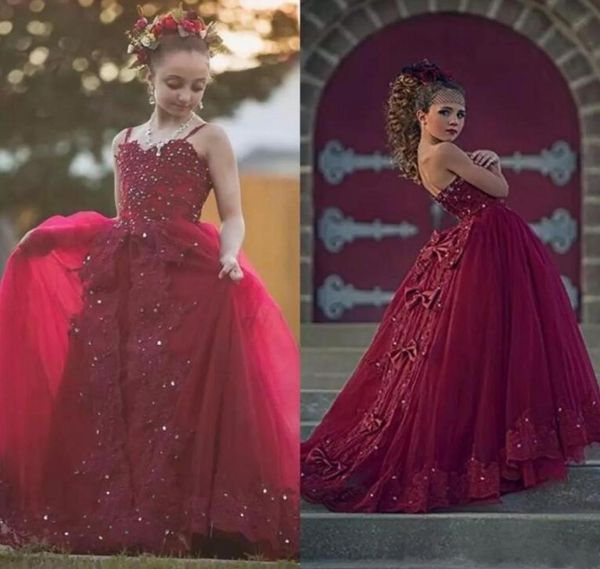 Abiti da spettacolo per ragazze con perline di cristalli bordeaux Cinghie per spaghetti Tulle Abiti da prima comunione per bambini formali lunghi Appliqued in pizzo8398204