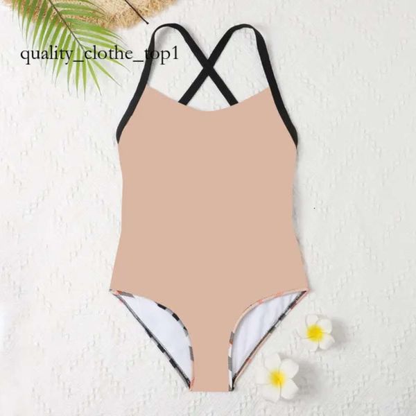 Kadın mayo tasarımcısı seksi mayo katı bikini set tekstil düşük bel mayo takım elbise plaj giymek f harfli yüzme elbise kadın bayanlar yaz plaj giyim 540