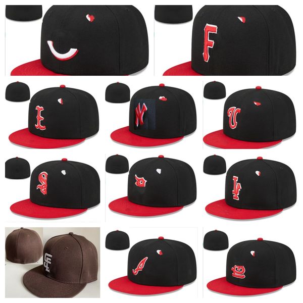 Дешевая дизайнерская эмблема для всех команд Встроенные шляпы Размер шляпы Бейсбольные бейсболки Fit Плоская шляпа Вышивка Регулируемые баскетбольные кепки Спорт на открытом воздухе Хип-хоп Шапочки кепка новой эры