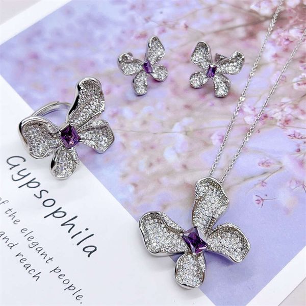 Stilista del marchio di moda Grraff Luxury Women's a HighQuality ExquisiteNew Phantom Purple Diamond Butterfly Ring Orecchini di Advanced Sense Elegance e collana