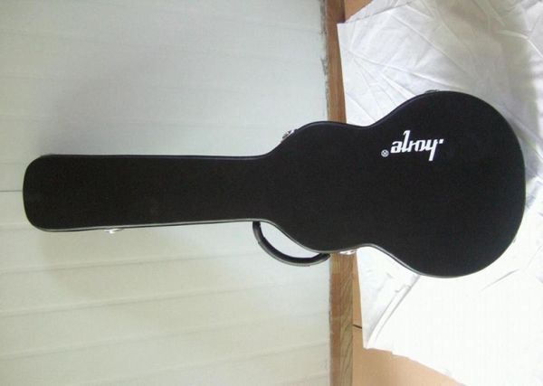 Estojos personalizados padrão Slash e outras guitarras elétricas estão disponíveis em quatro cores com couro7195407