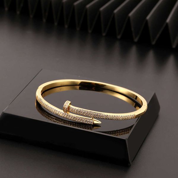 Modeschmuck Armbänder Zirkon Mikroeinsatz Echtes goldplattiertes Nagelarmband für Frauen Mädchen beste Freunde Geschenk