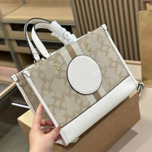 2023 Moda Klasik Tasarımcı Moda Crossbody Bag Tasarımcı Kadın Çanta Omuz Çantaları Luxurys Tasarımcıları Çanta Deri Tote A0305