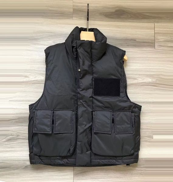 Giacca da sci personalizzata da uomo in piumino giapponese funzionale Giacca da snowboard in nylon intrecciato Tessuto a griglia scuro Impermeabile 90 Gilet bomber in piumino d'anatra bianco