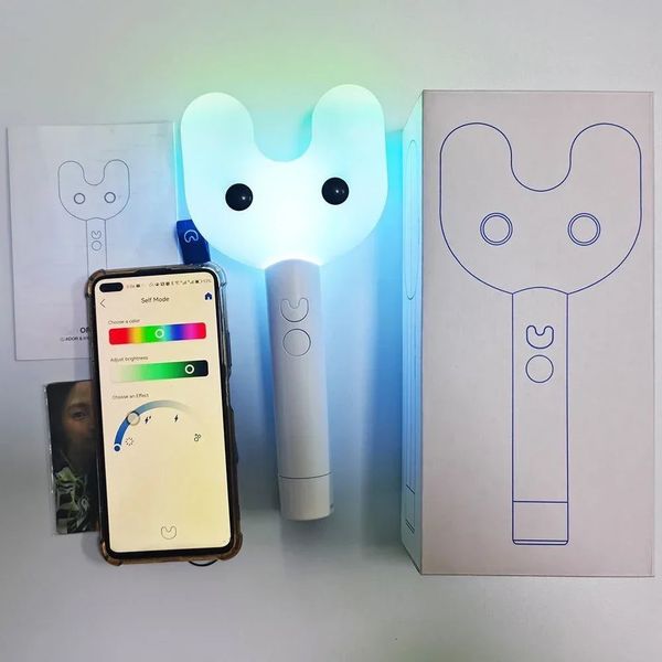 Kpop jeanss Lightstick con lampada a mano Bluetooth Gidle Concert Hiphop Party NJ Light Stick Fluorescent Collection Toys 240223