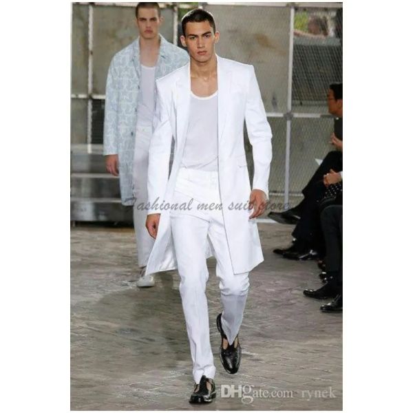 Костюмы Летняя длинная куртка Белые брюки Смокинги для жениха Свадебные костюмы для мужчин Мужские пиджаки с остроконечными лацканами 2 шт. Пальто Брюки для выпускного вечера