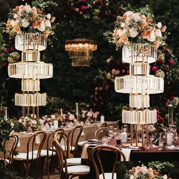 Decorazione per feste Vaso da sposa in oro di lusso Centrotavola Supporto per fiori in acrilico con base per lampadario rotondo sospeso a 5 livelli per consegna a goccia Dhojb