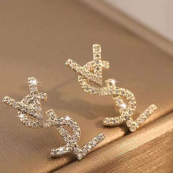 Brincos Stud 18k banhado a ouro carta de cristal austríaco para mulheres europeias e eua popular simples designer casamento noiva jóias presente patypfi7pfi7