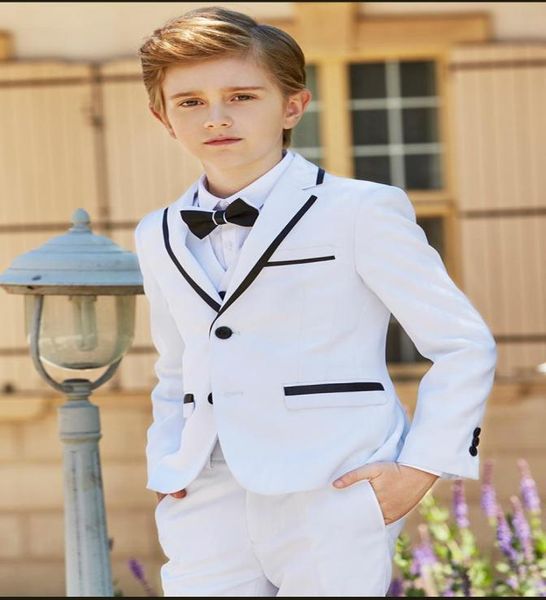 Nova moda branco menino formal wear notch lapela menino traje do miúdo roupas para festa de aniversário do casamento jaqueta calças arco colete 8121536