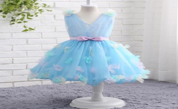 2019 Eleganti scollo a V in tulle drappeggi abiti da ragazza di fiore Abiti da fata floreale multicolore con bella farfalla e grande fiocco a fascia B7681614