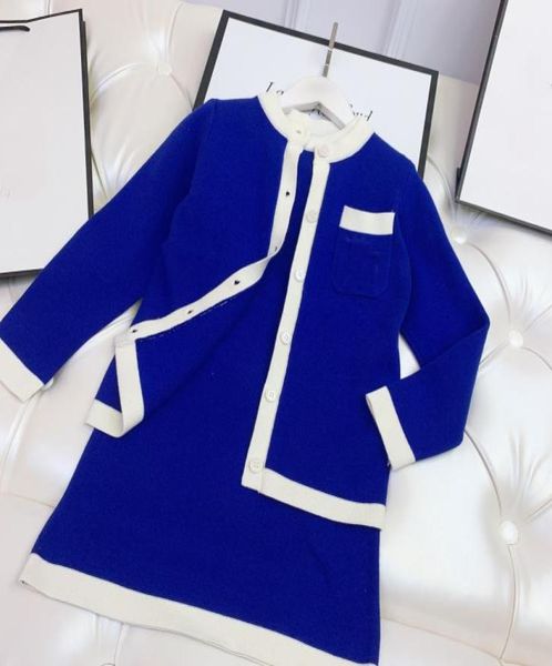 Set di abbigliamento per bambini gonna cardigan lavorato a maglia per ragazze cuciture blu zaffiro cuciture bianche a coste vestiti per bambini skinfriendly t4495534