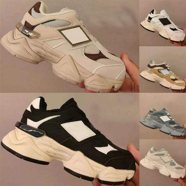 Scarpe da corsa per ragazza casual di nuova moda di alta qualità Bianco Nero Rosa Blu Verde Sneakers firmate Ragazzi Scarpe da ginnastica sportive per ragazze Scarpe per bambini