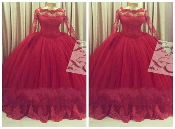 Maniche lunghe in pizzo Abito da ballo rosso scuro Abiti Quinceanera Applicazioni in pizzo Tulle Gonna più pesante Abiti da sera Abiti da ballo 2016 Modesto9615489