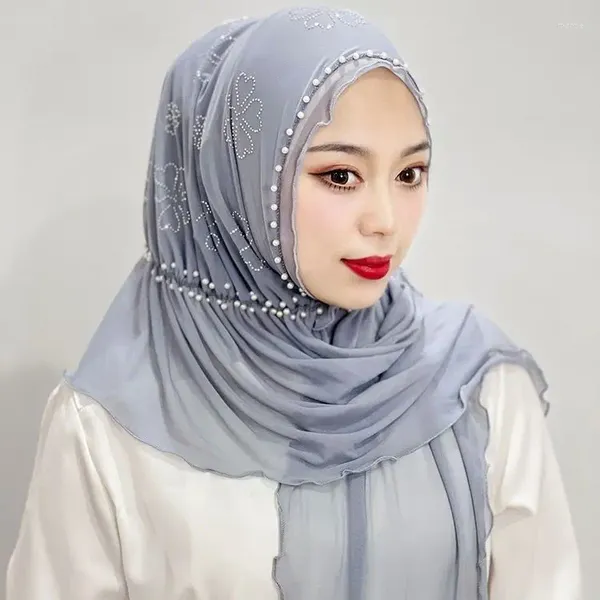 Abbigliamento etnico Sciarpa di diamanti in chiffon lucido Sciarpa di moda per donna Increspature di perle Scialle di perline Avvolgere Hijab musulmano Malesia Foulard Turbante Cappello arabo