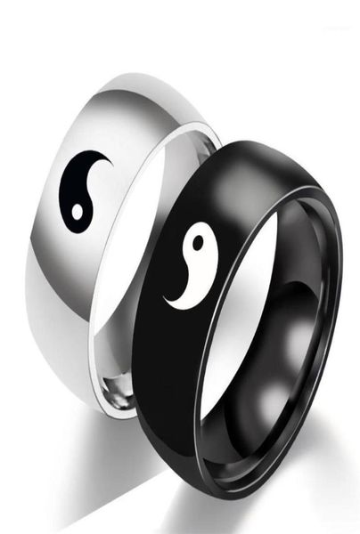 Anelli per coppie Yin e Yang Lovers Ringss Tai Chi Logo Simbolo Anello Uomini e donne Acciaio al titanio Ornamenti a mano Nero Argento A Goss9501716