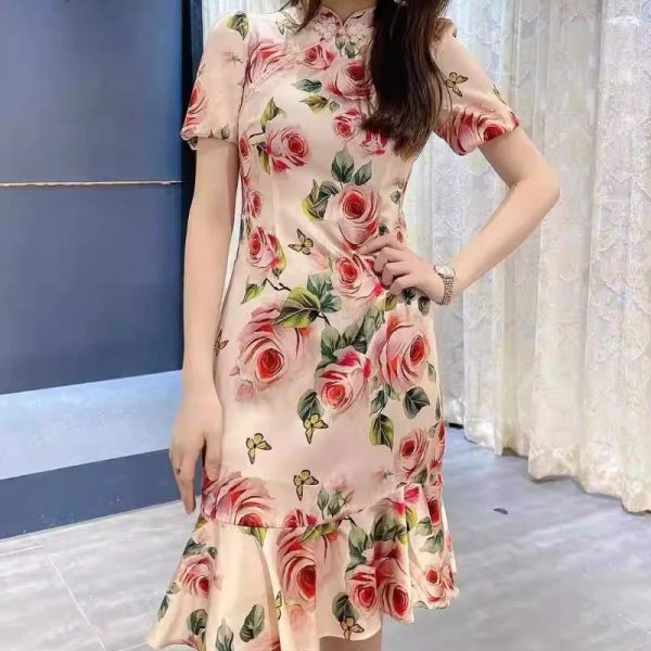 Kleid im chinesischen Stil, modifizierter Rosendruck, Cheongsam, Party-Minikleid, Retro-Stehkragen, Perlenplatte, elegantes, schlankes Abendkleid