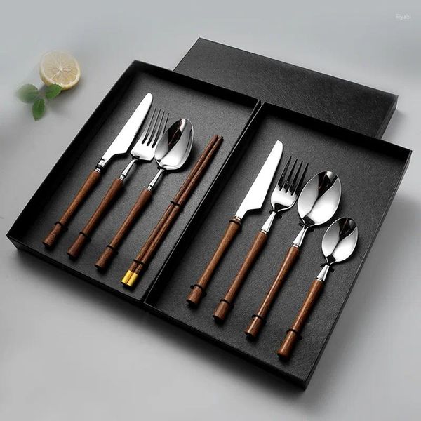 Set di stoviglie Ala di pollo Manico in legno Coltello occidentale in acciaio inossidabile Forchetta Cucchiaio 304 Set di stoviglie Aparelhode Jantar