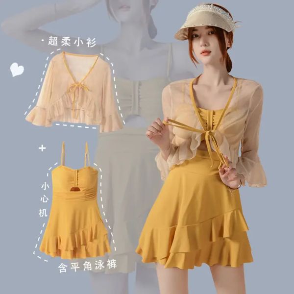 Costumi da bagno calda costume da bagno primaverile Donne Siamese Cover Conservative Cover Show Shin Sleeve Long Celebrity Gonna coreano Skirt Sweet Sweet Abito