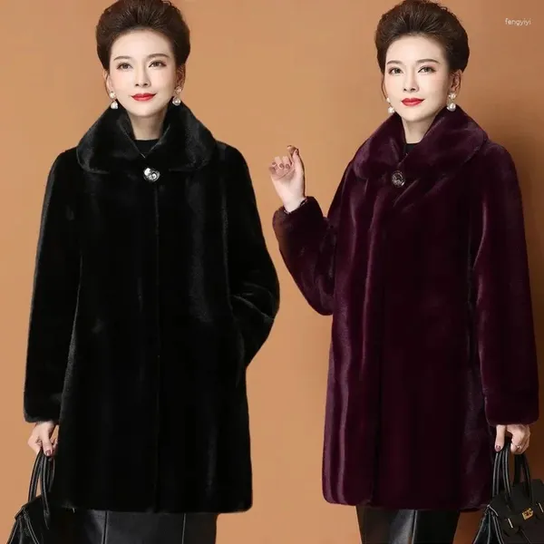 Cappotto da donna in pelliccia di visone imitazione inverno 2024 Capispalla in velluto con temperamento di media lunghezza Cappotti stile occidentale della madre