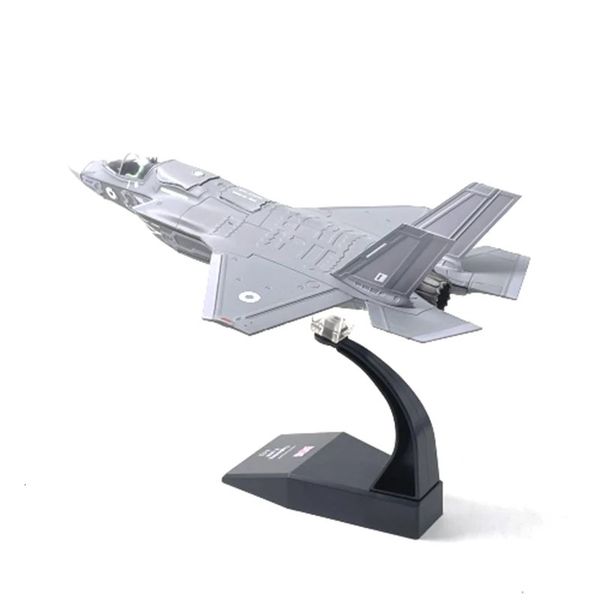 Modello di aereo Diecast Metal 1 72 US Marine Corps F35B decollo verticale e atterraggio F-35B modello di caccia militare stealth Aereo 240223