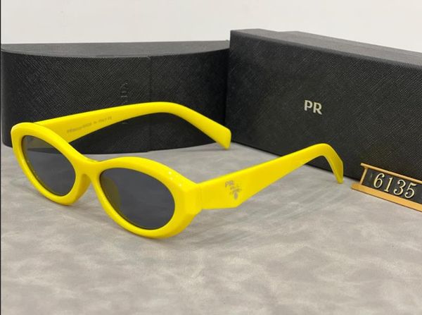Солнцезащитные очки для моделей, предназначенные для женщин, подходящих для ежедневной одежды на открытом воздухе.