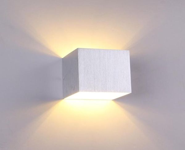 Lampada da parete quadrata a LED Lampada da parete per interni Camera da letto AC85265V 3W Bianco caldo Comodino Balcone Applique Lampade da corridoio Soggiorno Bagno Li29793901