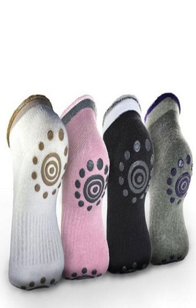 Yoga Gym Slip Olmayan Masaj Toe Socks Slip Skid Yoga Pilates Çoraplar Kadınlar Pamuk Çorapları Grips6086553