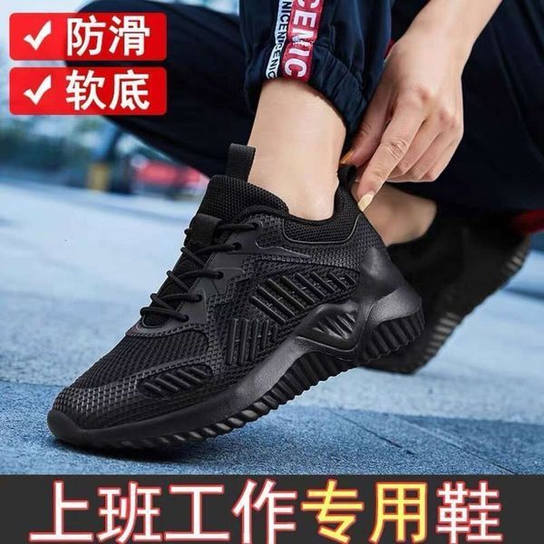 All Black Anti Slip Work Shoes Sapatos de esportes de malha respiráveis de mulher tamanho 41-43 em pé por um longo tempo sem cansar pés de trabalho feminino sapatos