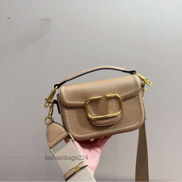 Borse Valenteno quadrate classiche Borsa piccola New Lady Fashion 2024 Fibbia magnetica v Hardware Leisure Box Tracolla larga Singola croce Donna531Q 531Q