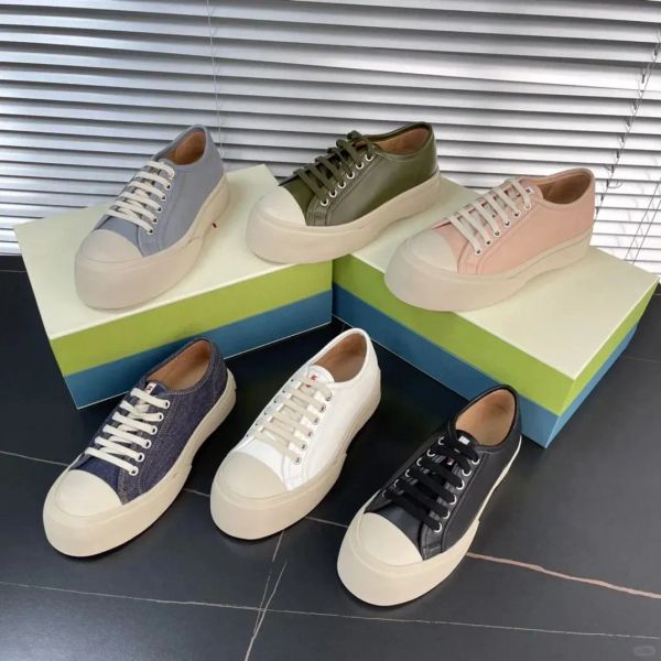 Luxurys Damen-Designer-Schuh, schwarzer Leder-Sneaker zum Schnüren, niedrige Oberseite, flach, modisch, lässig, mit klobiger Sohle, Trainer, Plateau-Schuhe