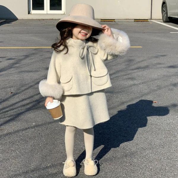 Set di abbigliamento Set di cappotti di lana di cashmere per ragazze invernali 2024 per bambini Set di gonne alla moda in due pezzi Essere durevoli