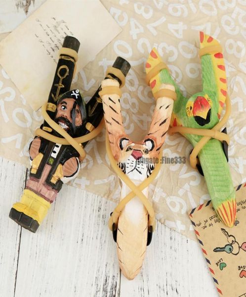 Estilos mistos criativos escultura em madeira estilingues de animais desenhos animados animais pintados à mão estilingues de madeira artesanato presente para crianças l2736614666