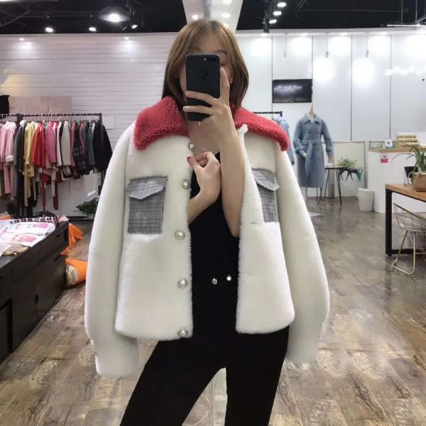 Kürk Koyun Yünü Kadın Kış Kısa Ceket İnci Düğmeleri ve Kumaş Torba Palto Çarpma Yaka Giyim Yün Karışımları