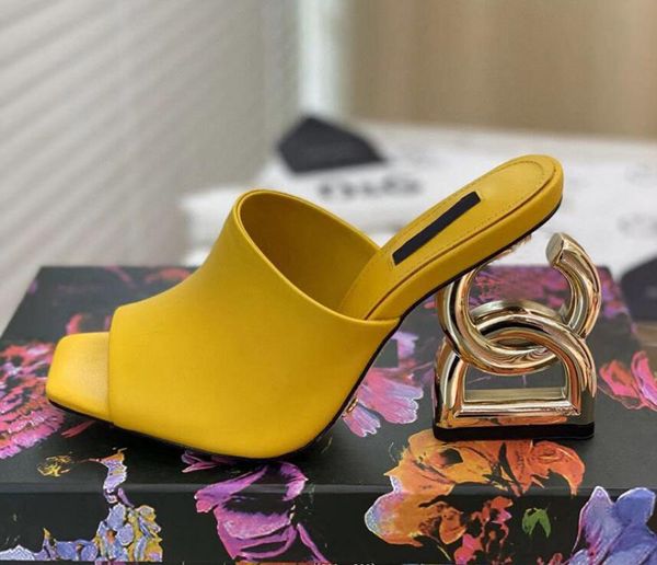 Mais novo primeiro vestido sapato sandália feminina salto em forma especial salto alto genuíno lether dolgab mulher sandália slide fita fina carta design chinelo