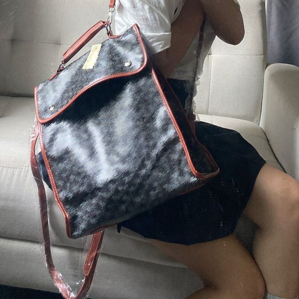 Zaino casual da viaggio di alta qualità Stilista in pelle Tela Fodera in cotone Borsa a tracolla Borsa a tracolla con tasca esterna con zip Bottone a pressione