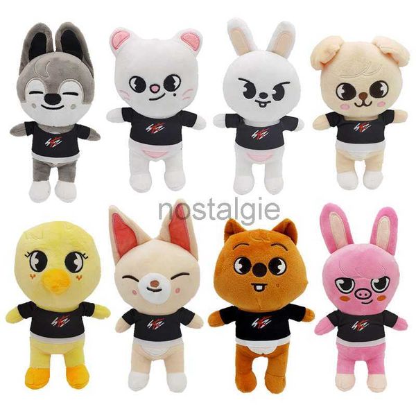 Animais Skzoo 20cm 8pcs / set Toy Stray Kid bonito pelúcia dos desenhos animados boneca animal kawaii companheiro para crianças adultos fãs presente 230725 240307