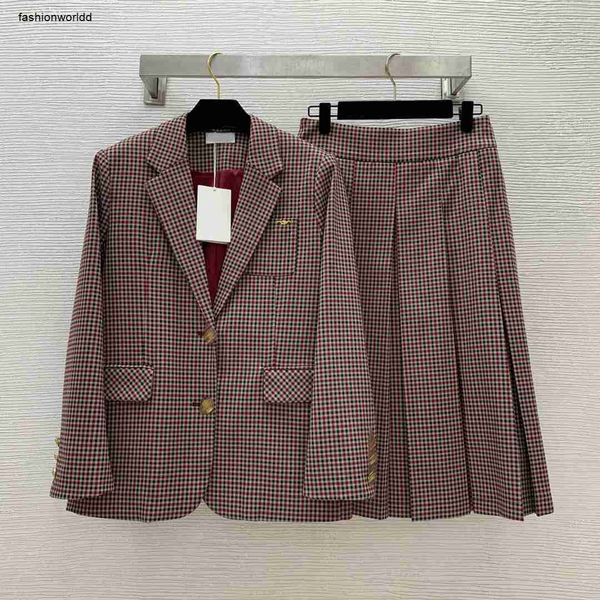 Tailleur gonna di marca abiti da donna due pezzi Designer set da donna Moda cena parte formale blazer a maniche lunghe giacca con scollo a V gonne a pieghe Mar 07