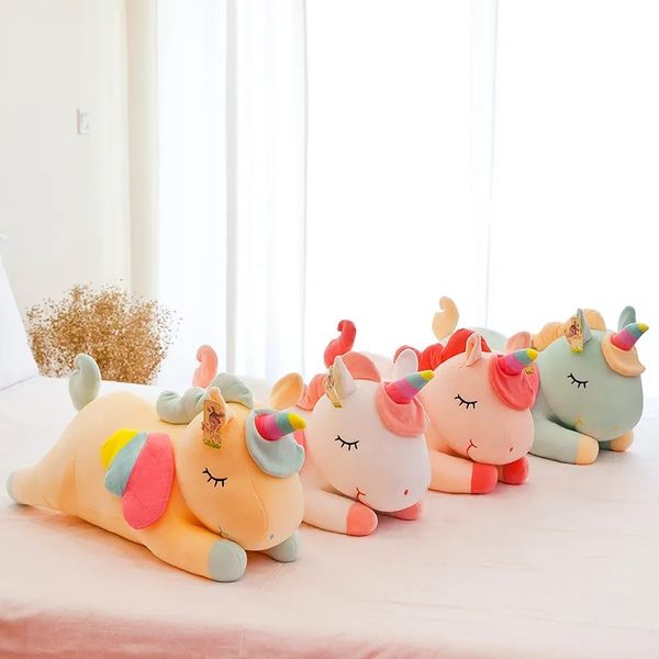 Commercio all'ingrosso simpatico cuscino in peluche colt giochi per bambini compagni di gioco regali di festa decorazione della stanza premi macchina per artigli regali di compleanno per bambini regali di natale