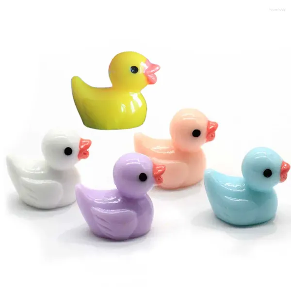 Dekoratif Çiçekler 50/100 PCS Renkli Mini Duck Heykelcik Reçine Ördek Küçük Mera Heykeli Cabochon Micro El Sanatları Süs Minyatürler DIY