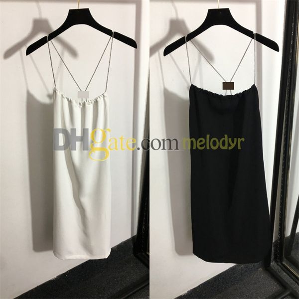 Sexy Kette Sling Kleid Sommer Urlaub Strand rückenfreie Röcke klassische Metall Abzeichen ärmellose Rock Frauen Nachtclub Leibchen Kleid