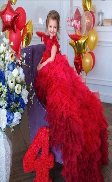 2020 Новый дизайн Прекрасные красные платья с цветочным узором для девочек на свадьбу с драгоценным вырезом и многоуровневыми оборками с скользящим шлейфом для именинницы Причастие Pageant2191321
