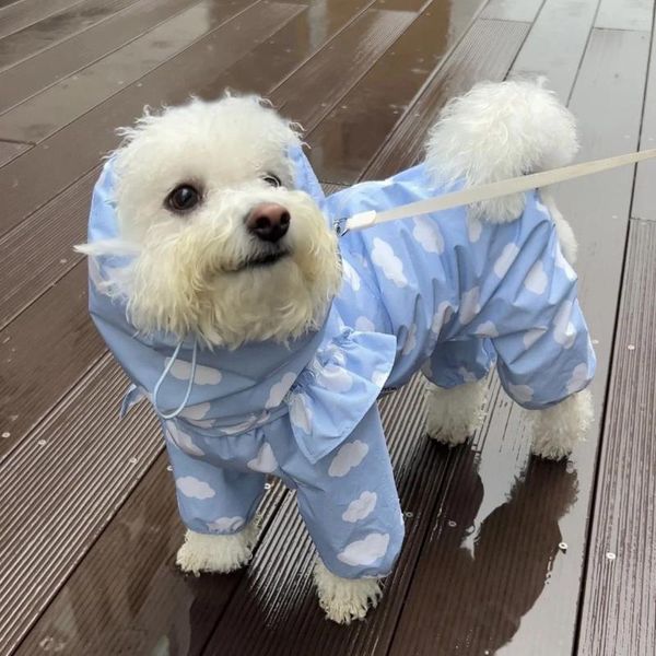 Vestuário para cães Bonito Nuvens Amor Capa de Chuva Tpu Engrossado À Prova D 'Água All-Inclusive Chuva Poncho Pet Filhote de Cachorro Com Capuz Casaco de Quatro Pernas Roupas