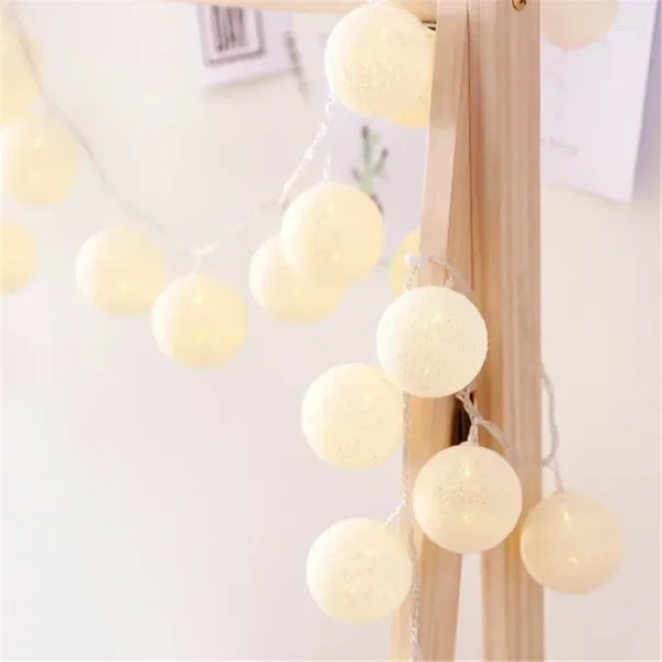 Cordas USB Colorfull Algodão Guirlanda LED Bolas Natal String Luzes de Feriado para Decoração de Casa Decoração de Quarto de Fada de Casamento