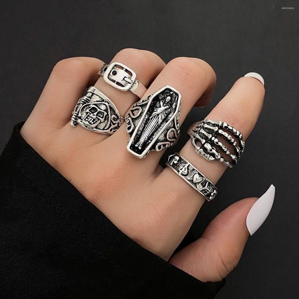 Cluster Ringe Iparam Vintage Gothic Ring für Frauen Männer Kreative Sarg Skelett Handgürtel Silber Farbe Metall Set Modeschmuck Geschenke