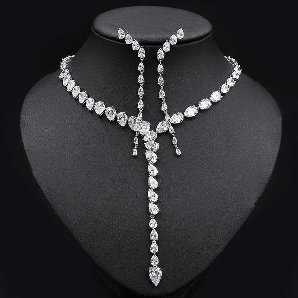 Klassisches 18k Gold 925 Silber Damen Hochzeitsschmuck Damen Braut Zirkonia Big Pear Diamond Tennis Halskette und Ohrringe Set