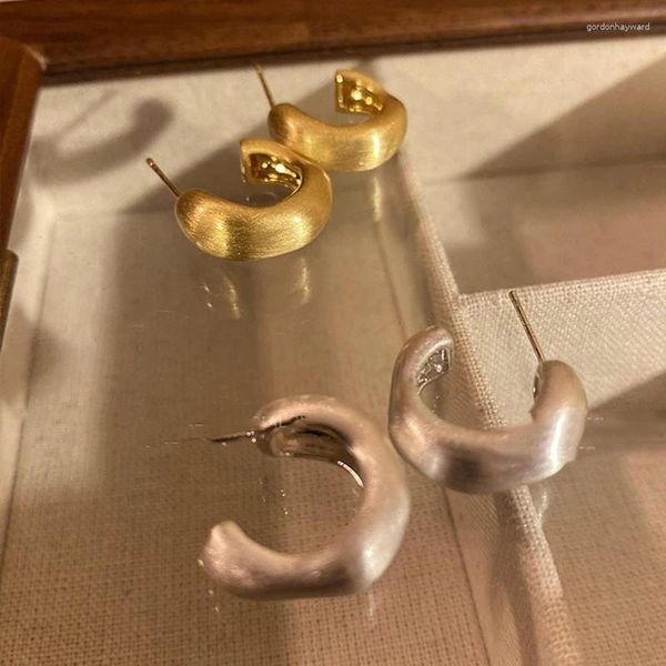 Orecchini a cerchio Vintage opaco a forma di C per le donne Orecchini circolari vuoti in metallo spazzolato Piercing Regali di gioielli di moda francesi